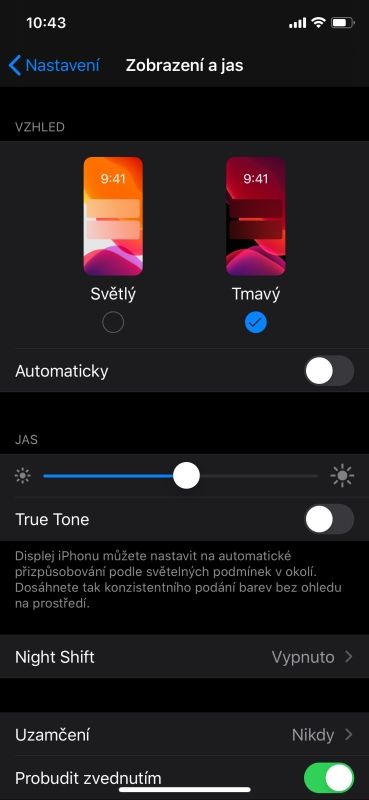 Proč používat tmavý režim a tipy na nastavení